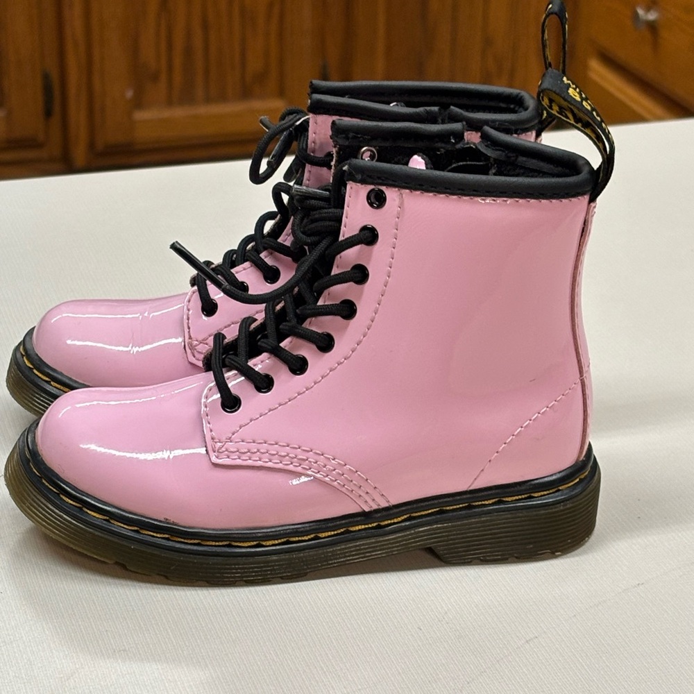 Dr martens 1460 8 eye toddler patent boot